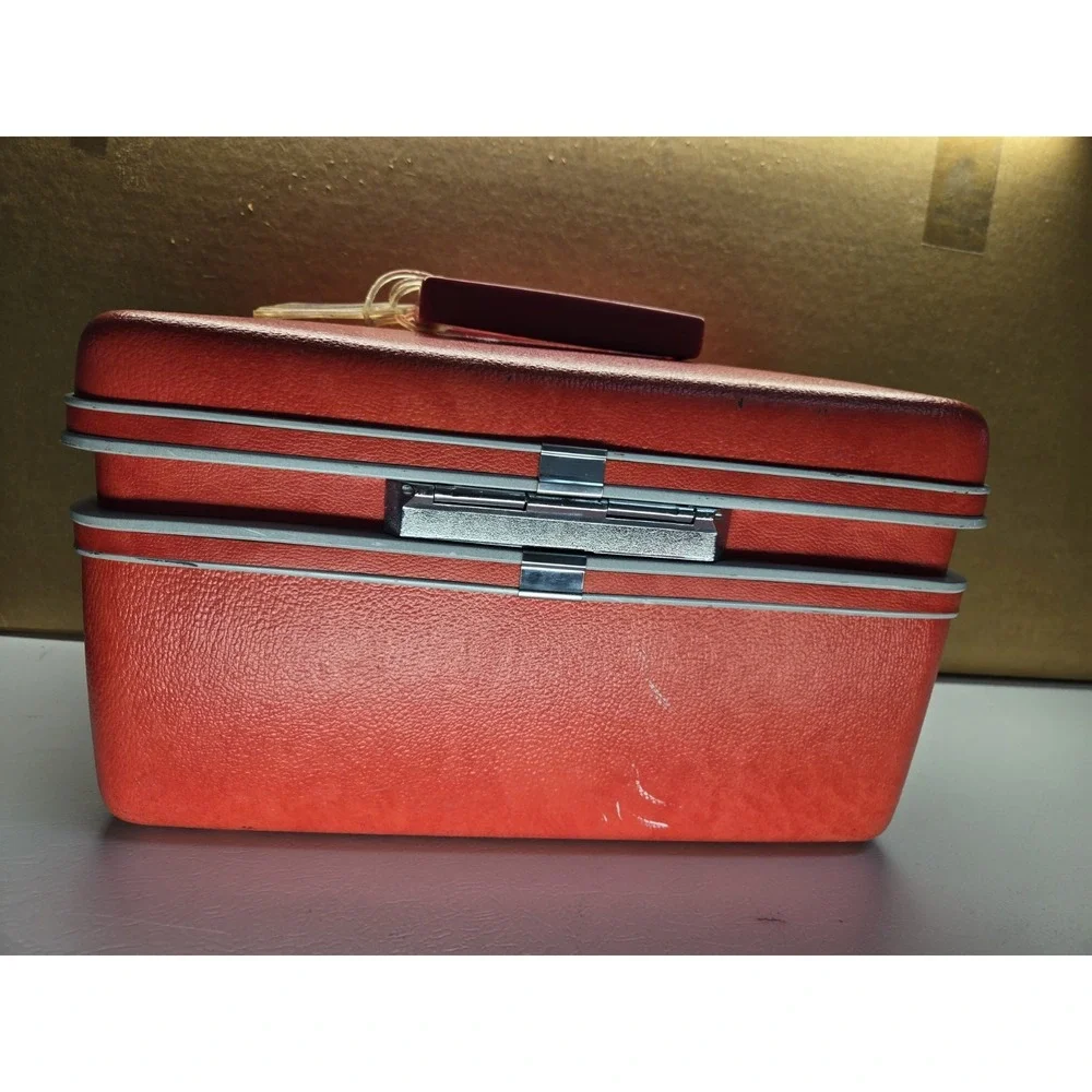 Vintage Sears Courier Samsonite Train Case Red Makeup Box Mirror Tray MCM
